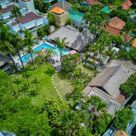Villa Kalis, 10 Bedroom Family And Group Villa Seminyak Buitenkant foto