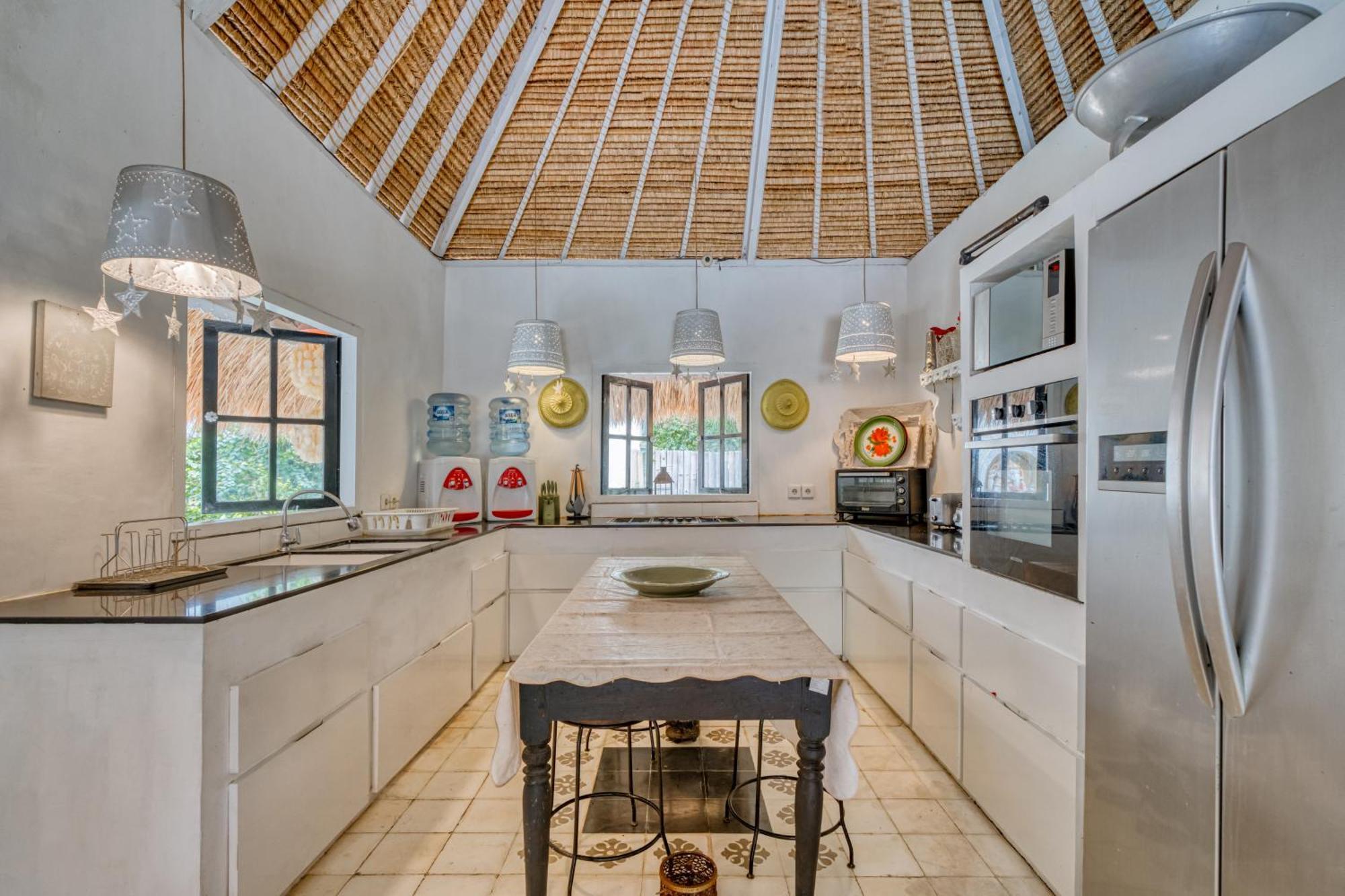 Villa Kalis, 10 Bedroom Family And Group Villa Seminyak Buitenkant foto
