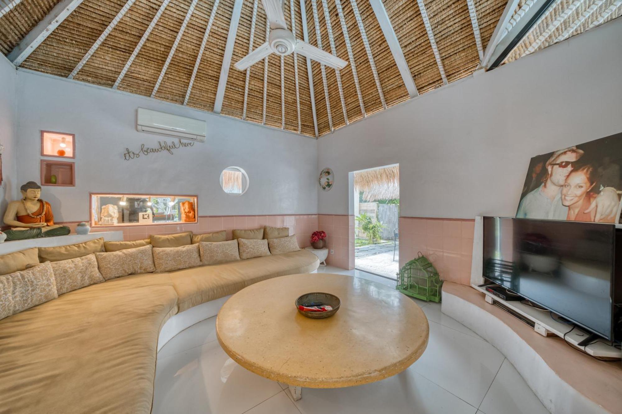 Villa Kalis, 10 Bedroom Family And Group Villa Seminyak Buitenkant foto
