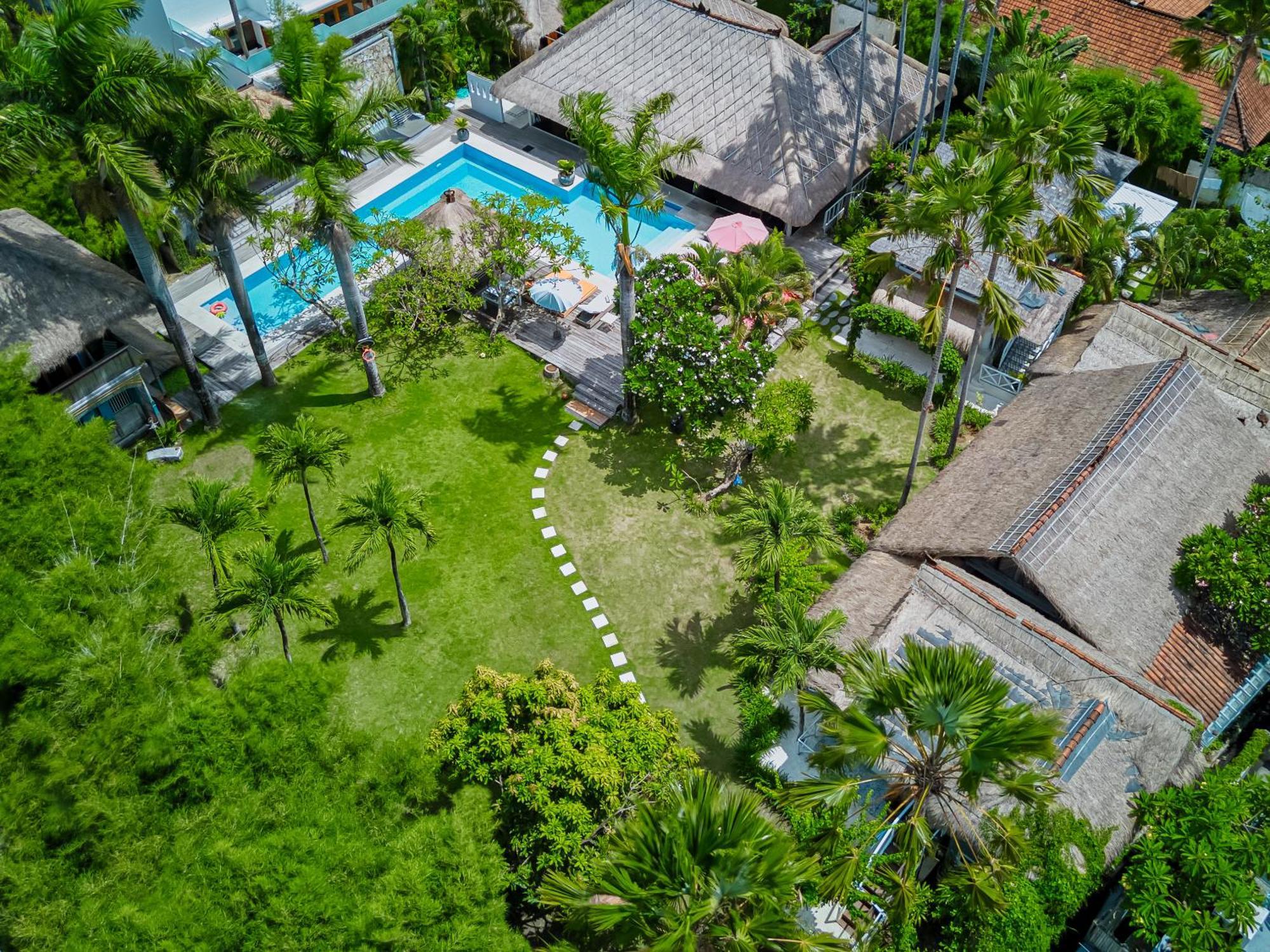 Villa Kalis, 10 Bedroom Family And Group Villa Seminyak Buitenkant foto